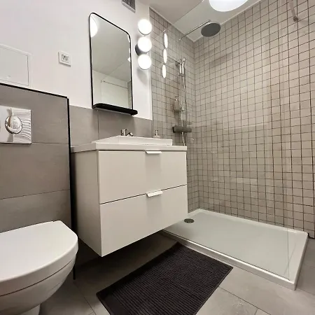 Tjs Temple With Castle View Liubliana